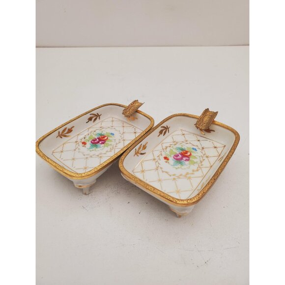 French Porcelaine Footed Ladies Hand Painted Ashtray Trimmed in Bronzed, Bronze - Picture 6 of 10